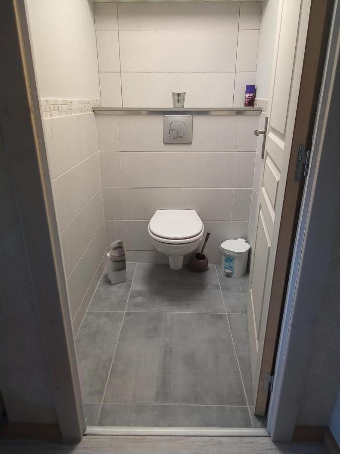 Logement De Charme Coinches Exterior photo